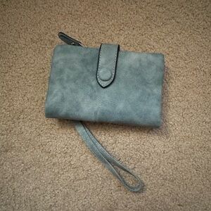 Elegant Blue Women's Wristlet